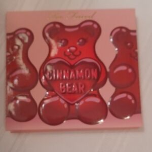 Too Faced Cinnamon Bear Palette